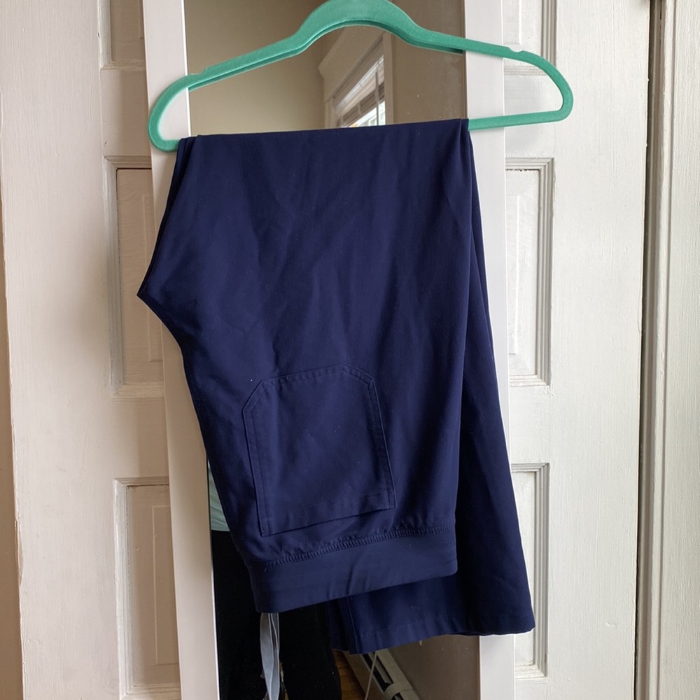FIGS Navy Scrub Pants size L